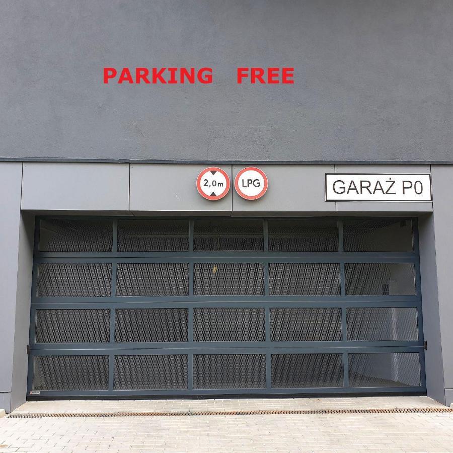 Q Apart Grand - Klimatyzowane 3 Pokojowe Apartamenty Przy Manufakturze Z Garazem Gratis, Fv 罗兹 外观 照片